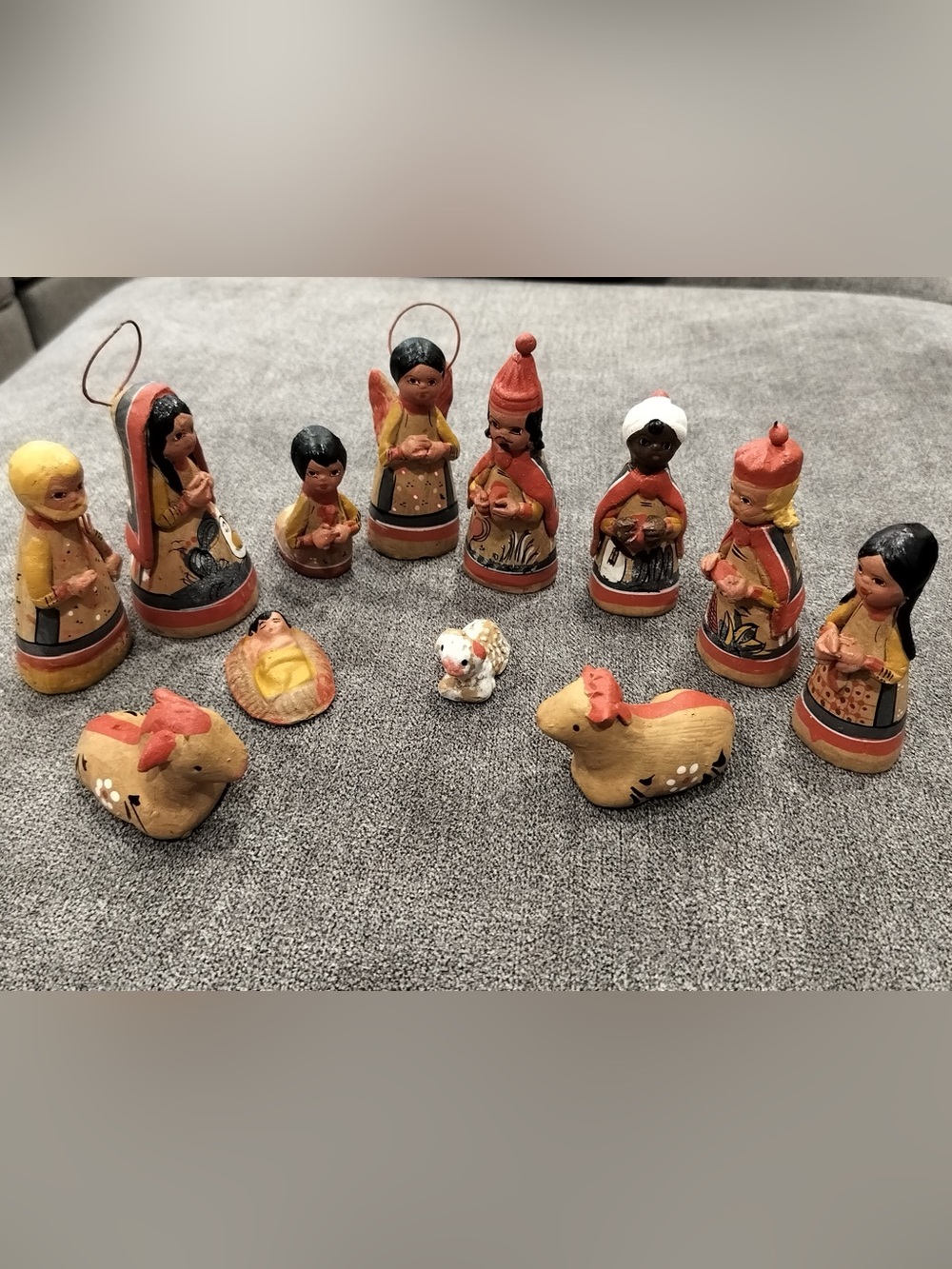Vintage Mexican Terracotta Clay Nativity Set - 12 Piece Hand Painted Nacimiento